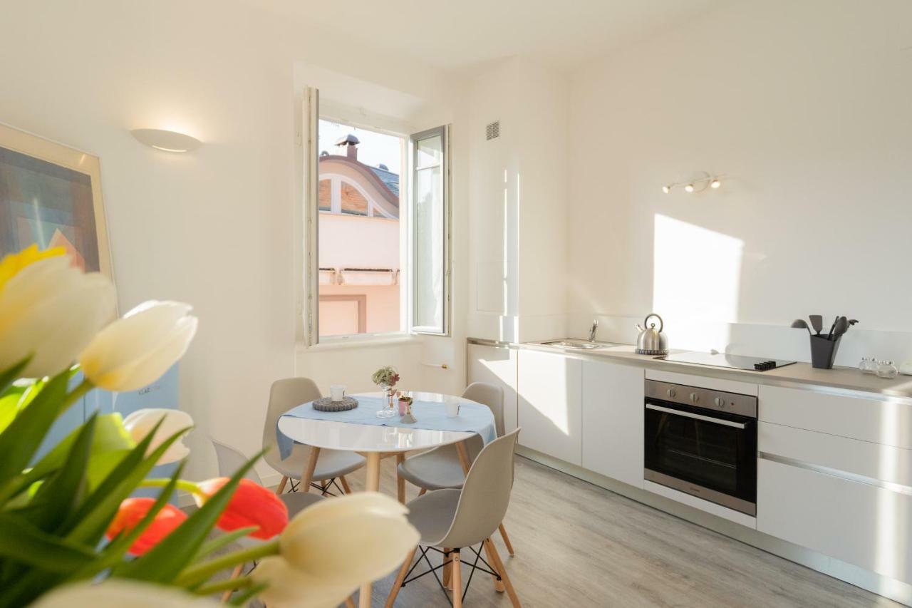 The Little Prince Apartment By Rent All Como Exteriör bild