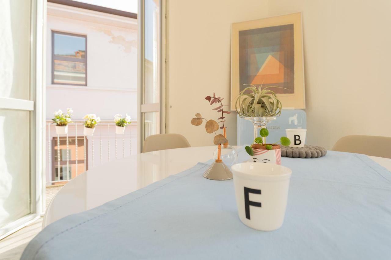 The Little Prince Apartment By Rent All Como Exteriör bild